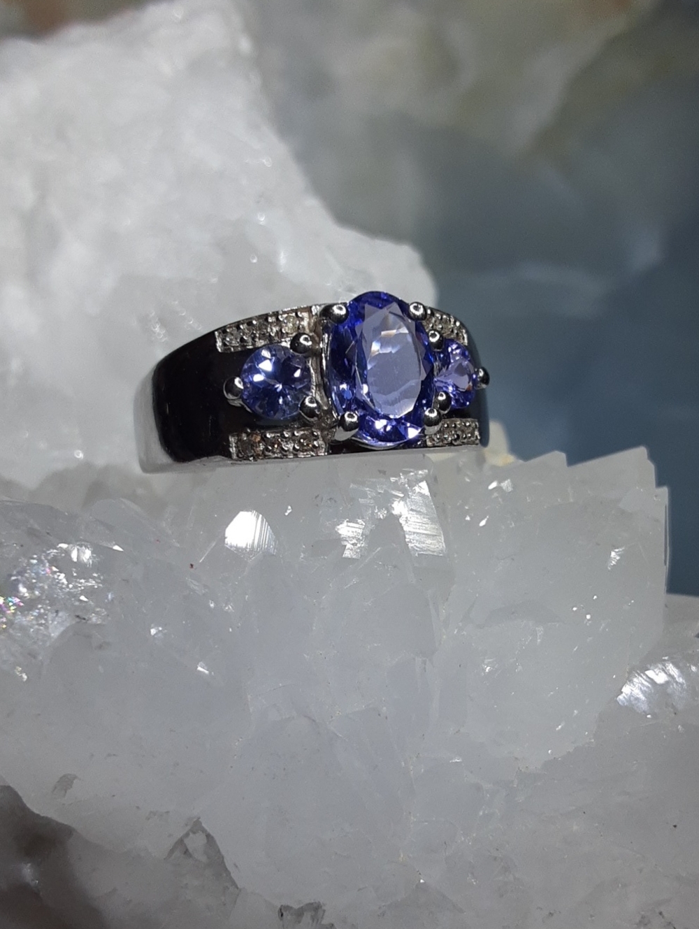 925 Genuine Tanzanite Ring.